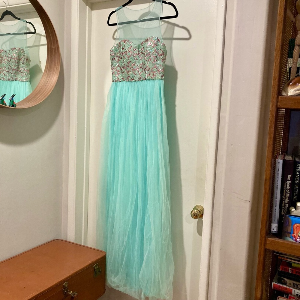 Minuet Petite Tulle + Sequin Maxi Dress Prom Wedding Homecoming Event NWT